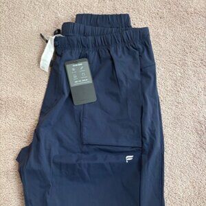 Men's Fabletics "The One" Jogger New with Tags Size XXL